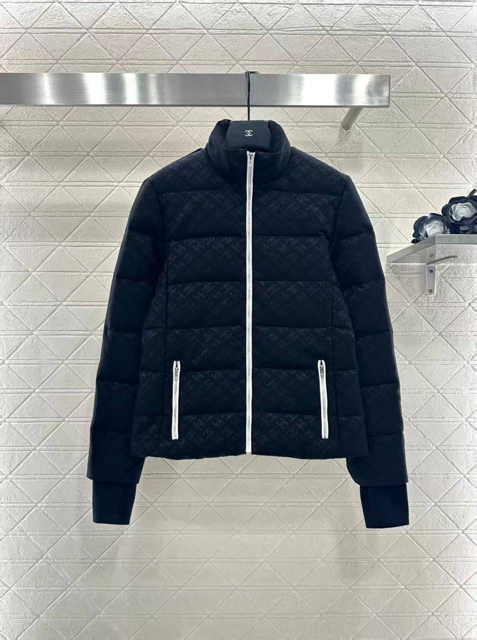 КОСТЮМ CHANEL детальное фото