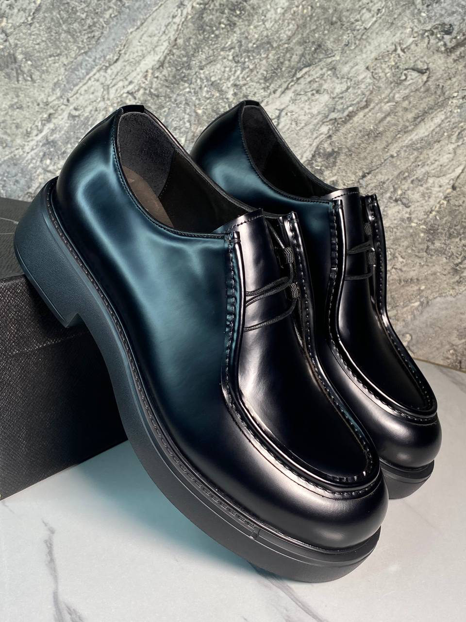 МУЖСКИЕ ТУФЛИ PRADA детальное фото