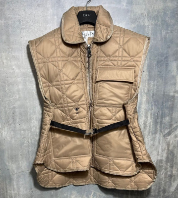 ЖИЛЕТ CHRISTIAN DIOR фото