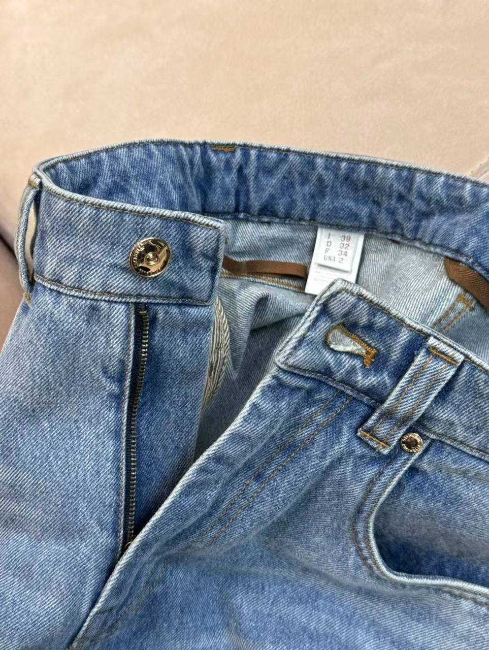 ДЖИНСЫ BRUNELLO CUCINELLI детальное фото