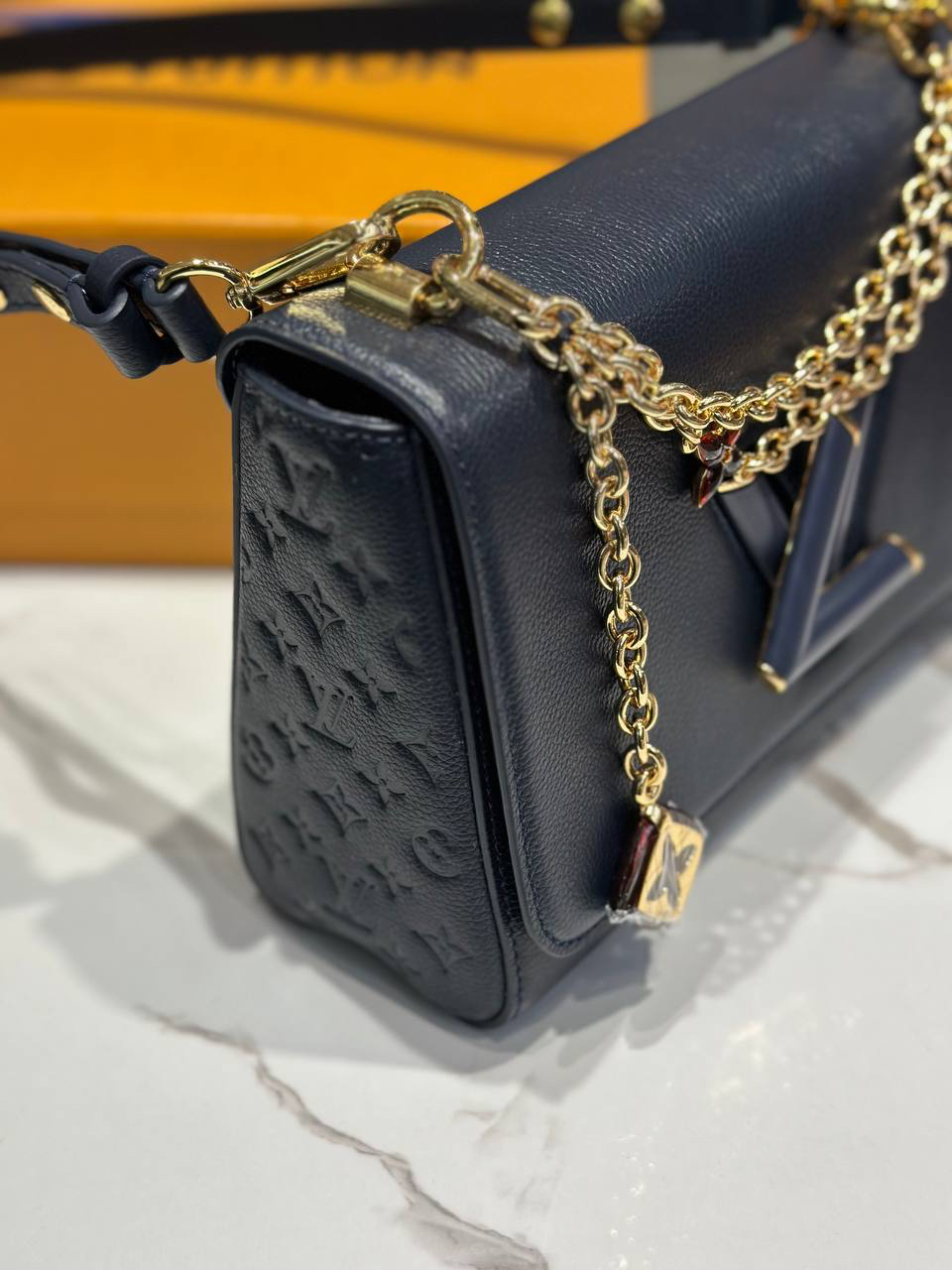 СУМКА LOUIS VUITTON детальное фото