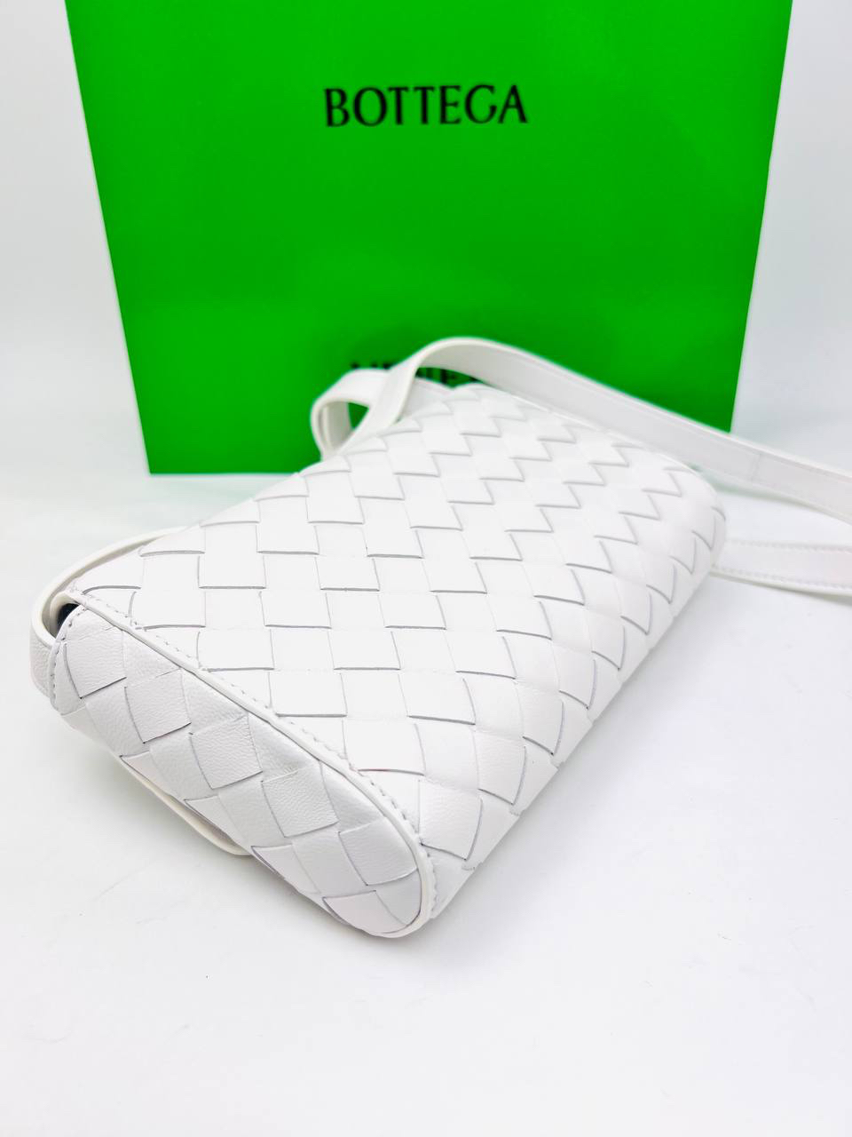 СУМКА BOTTEGA VENETA MINI детальное фото