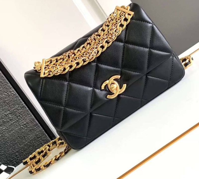 СУМКА CHANEL фото