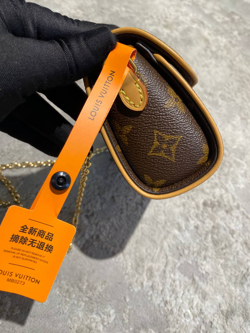 СУМКА LOUIS VUITTON детальное фото