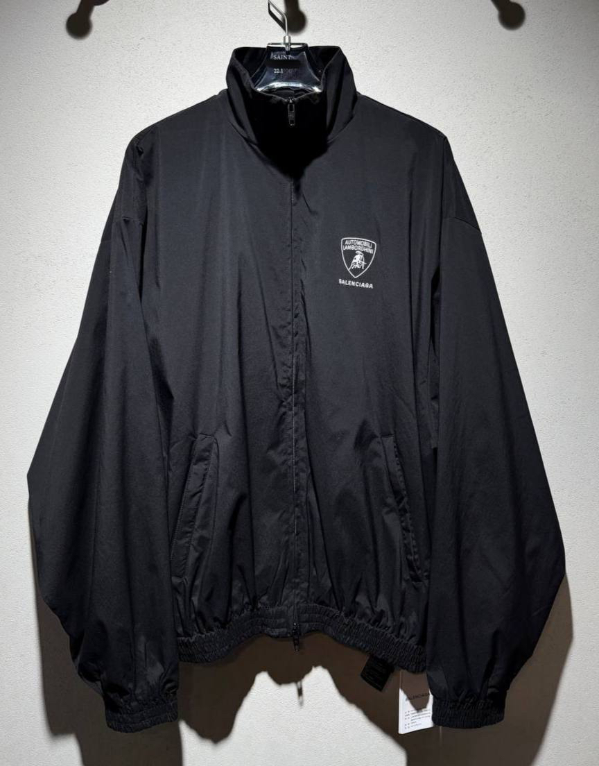 КОСТЮМ BALENCIAGA детальное фото