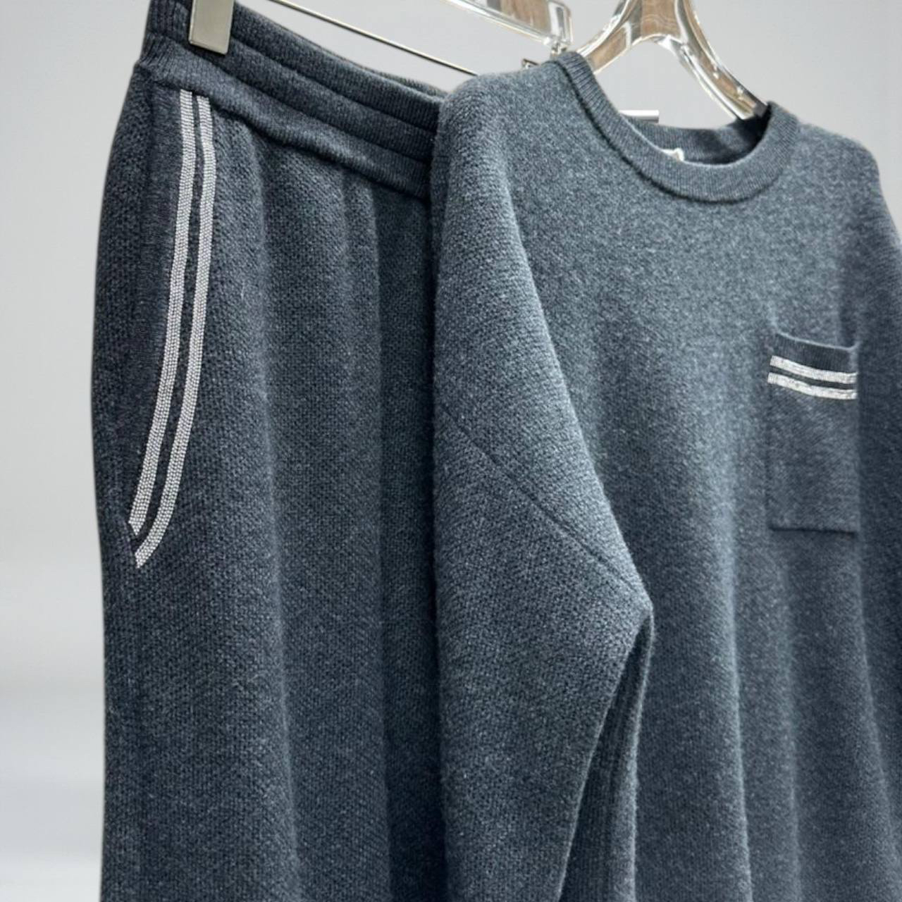 КОСТЮМ BRUNELLO CUCINELLI детальное фото