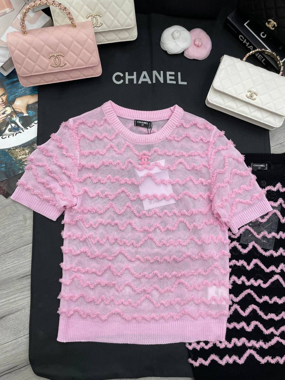 ФУТБОЛКА CHANEL детальное фото