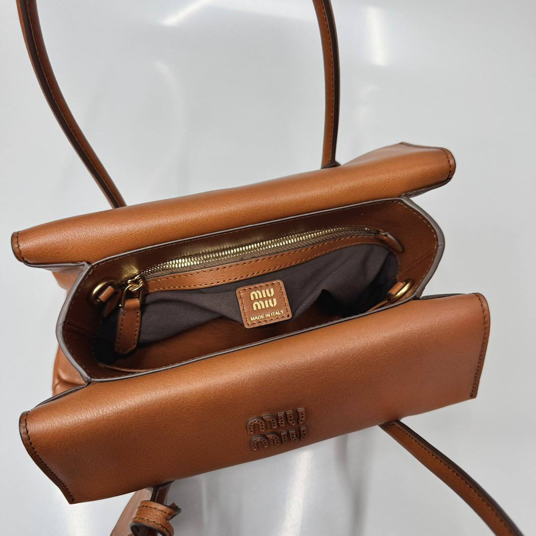 СУМКА MIU MIU детальное фото