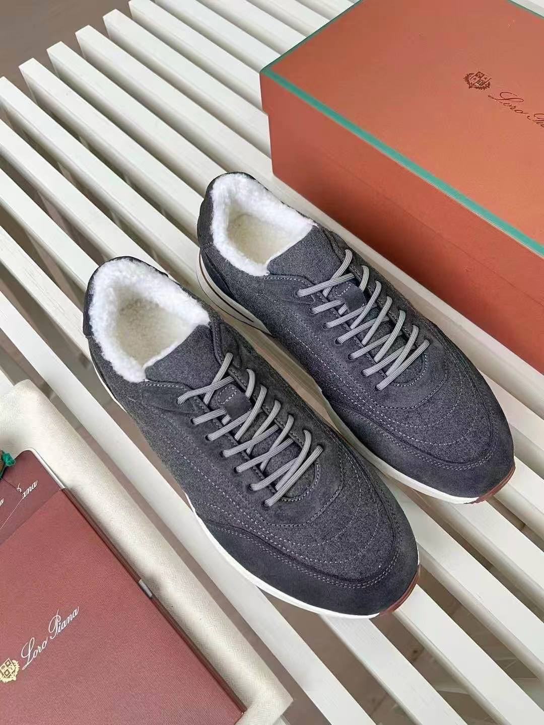 МУЖСКИЕ КРОССОВКИ LORO PIANA детальное фото