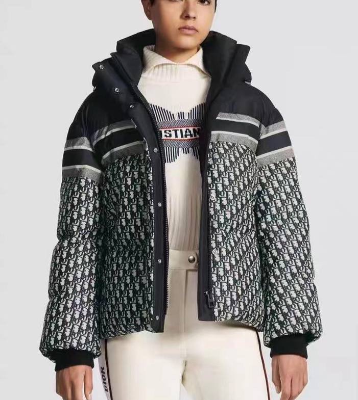 ПУХОВИК ДВУХСТОРОННИЙ CHRISTIAN DIOR фото