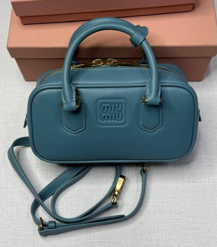 СУМКА MIU MIU фото
