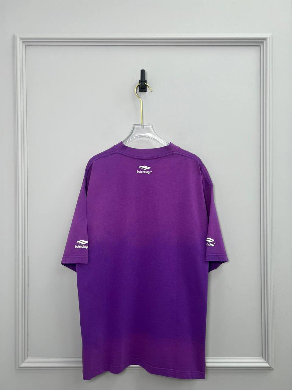 ФУТБОЛКА BALENCIAGA детальное фото