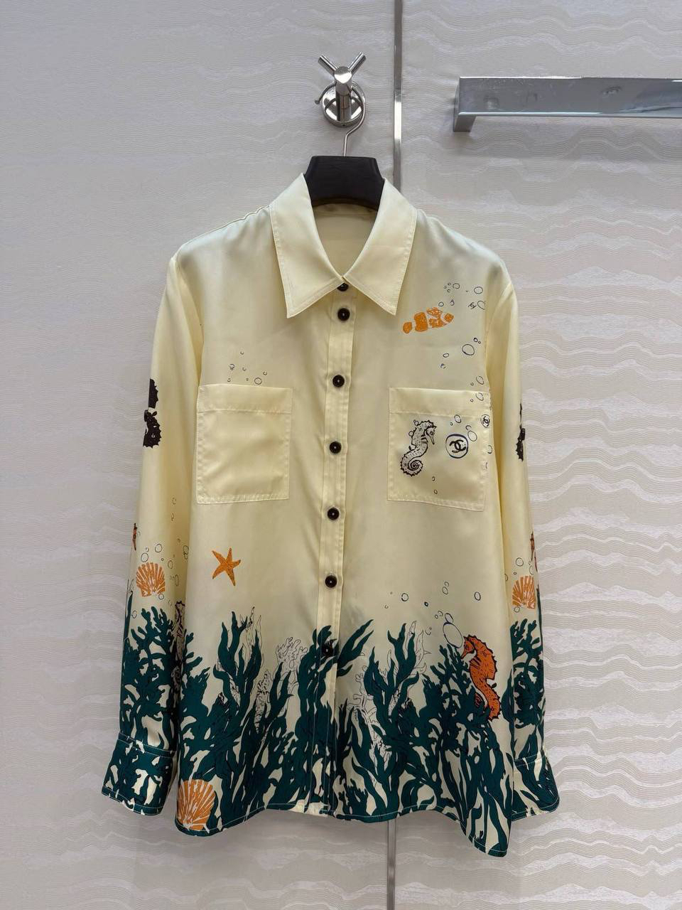 КОСТЮМ CHANEL детальное фото