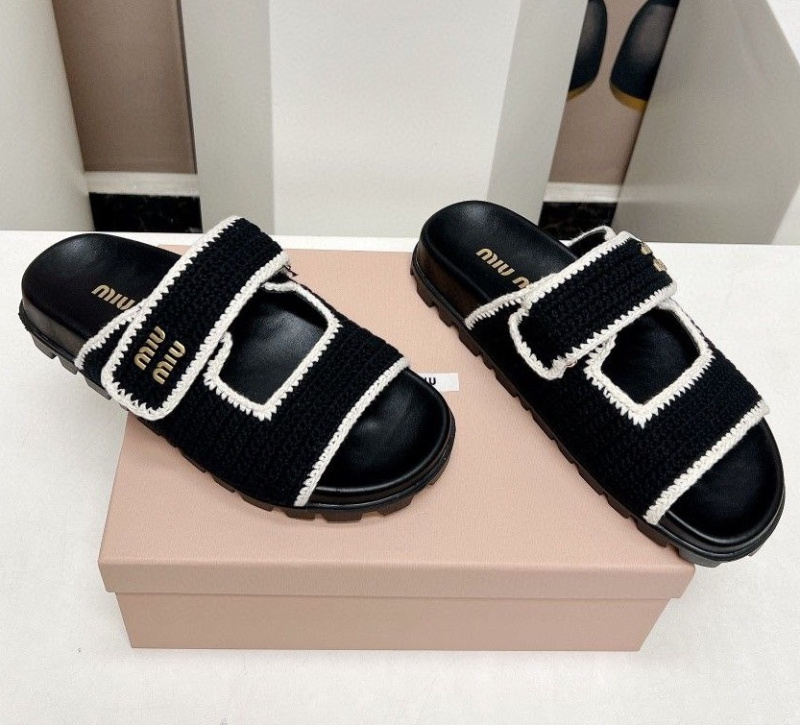 ШЛЕПКИ MIU MIU фото