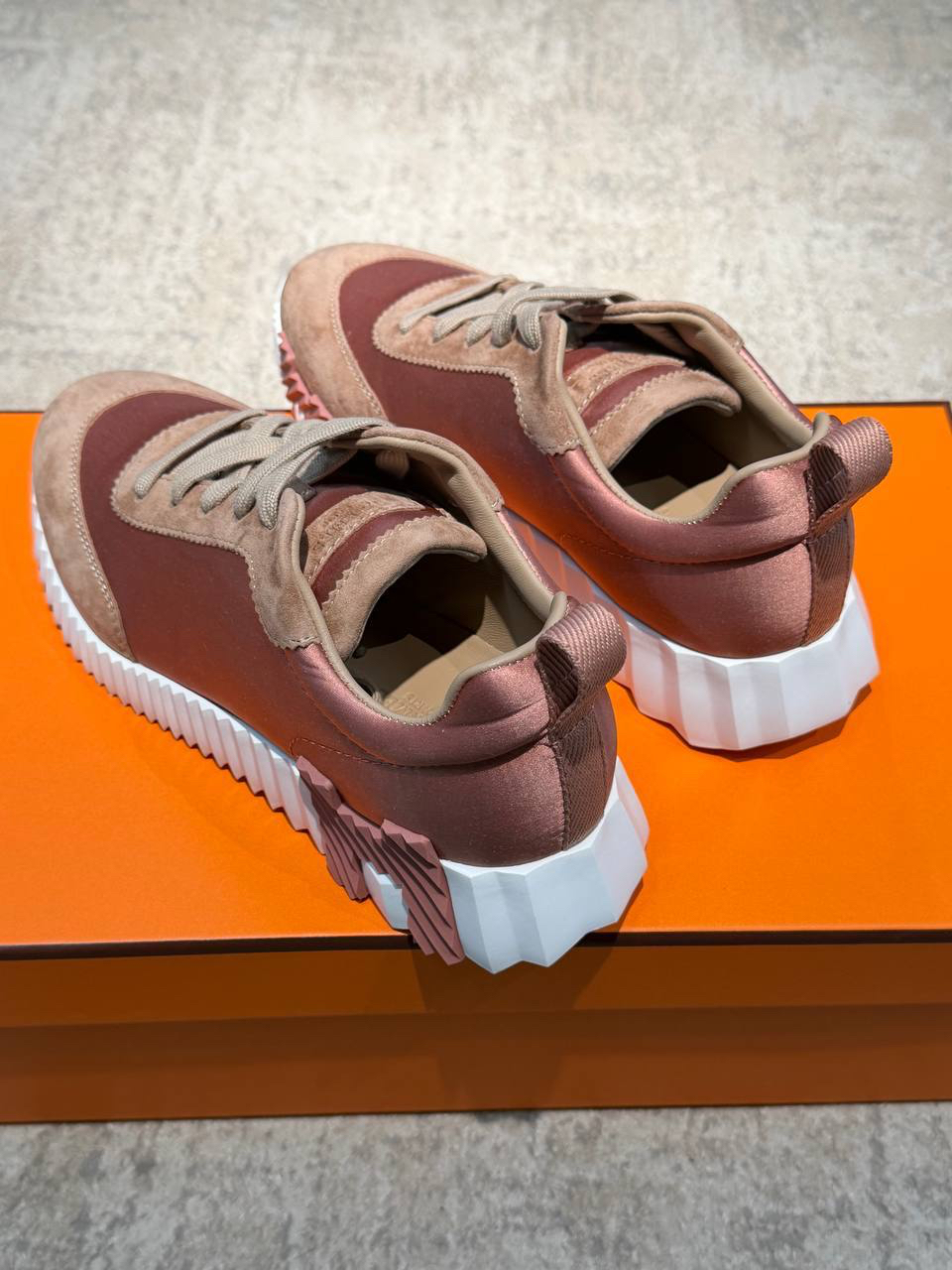 КРОССОВКИ HERMES детальное фото