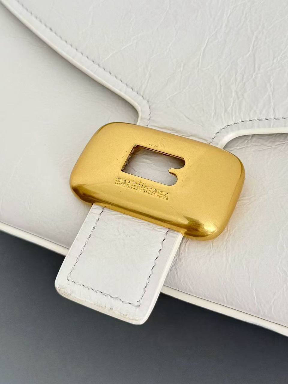 СУМКА BALENCIAGA детальное фото
