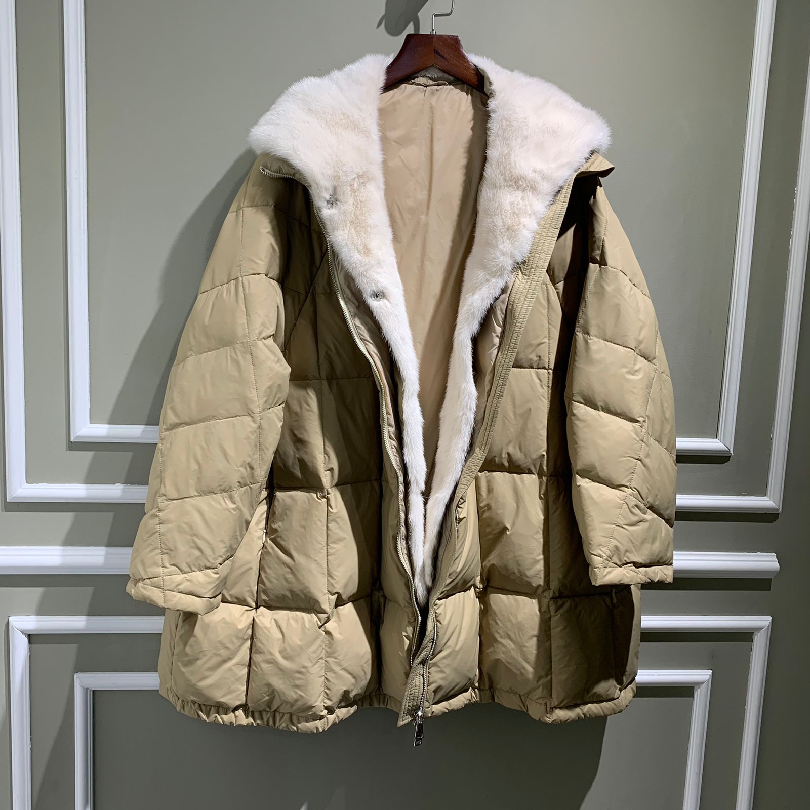 ПУХОВИК BRUNELLO CUCINELLI детальное фото