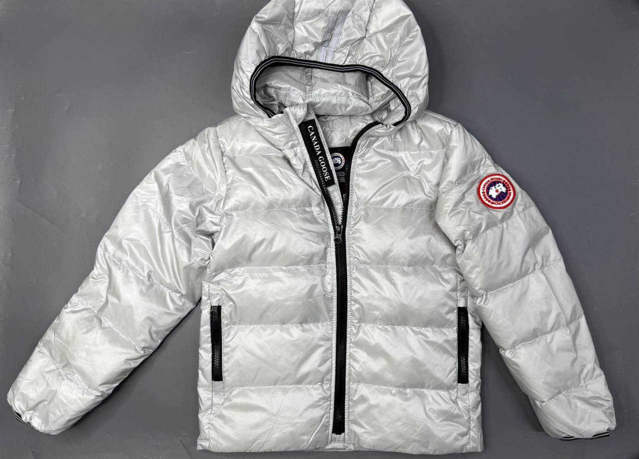 ДЕТСКИЙ ПУХОВИК CANADA GOOSE в интернет магазине Люкс Мск ДЕТСКИЙ ПУХОВИК CANADA GOOSE детальное фото