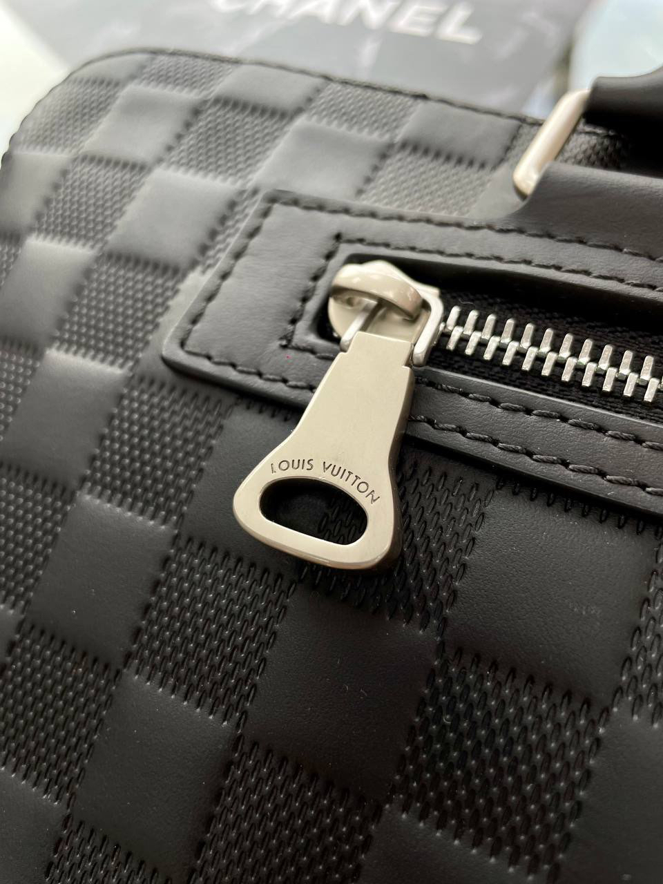 МУЖСКОЙ ПОРТФЕЛЬ LOUIS VUITTON детальное фото