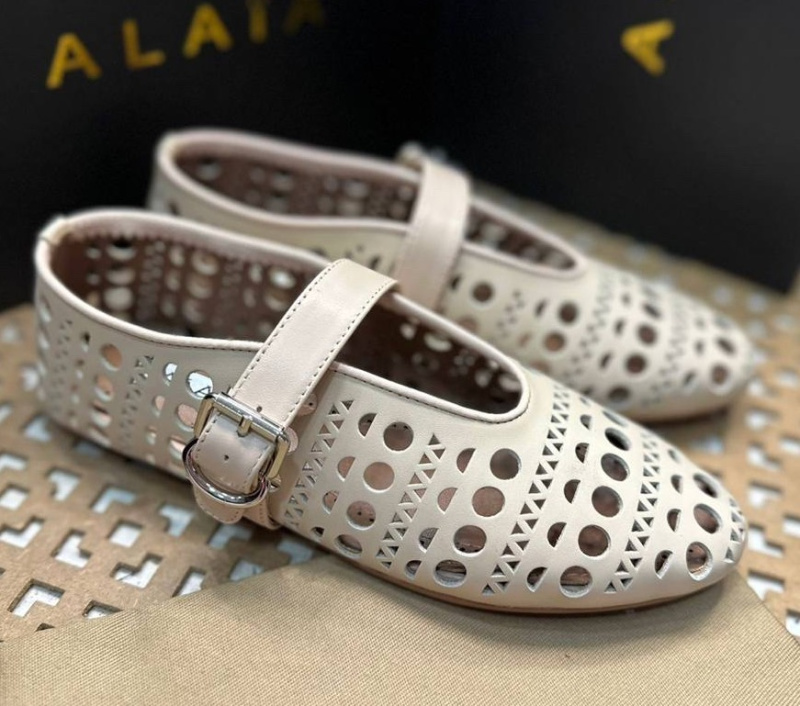 БАЛЕТКИ ALAIA фото