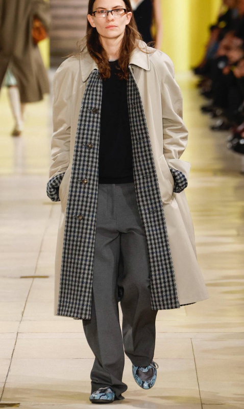 ТРЕНЧ ПЛАЩ MIU MIU фото