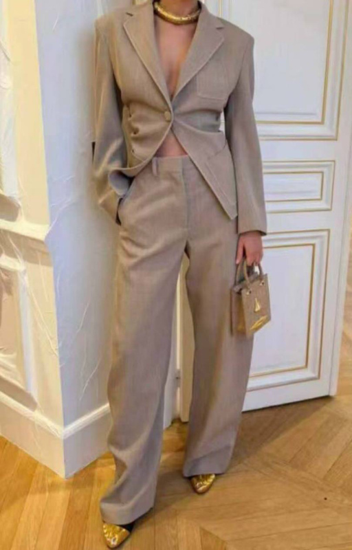 КОСТЮМ SCHIAPARELLI фото