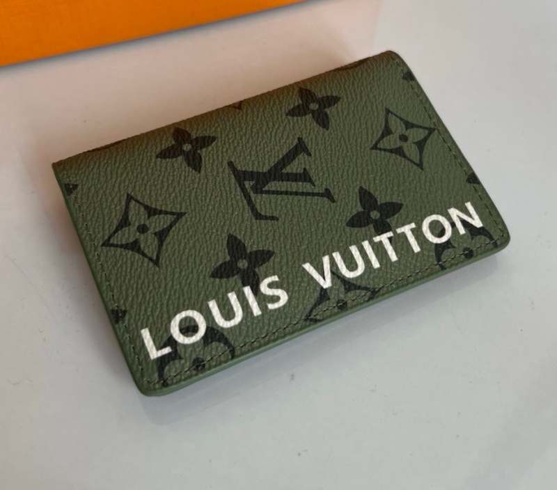 ВИЗИТНИЦА LOUIS VUITTON фото
