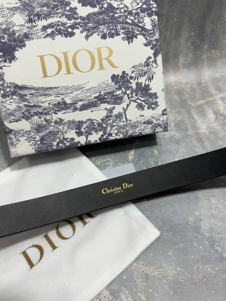 ЖЕНСКИЙ РЕМЕНЬ CHRISTIAN DIOR детальное фото