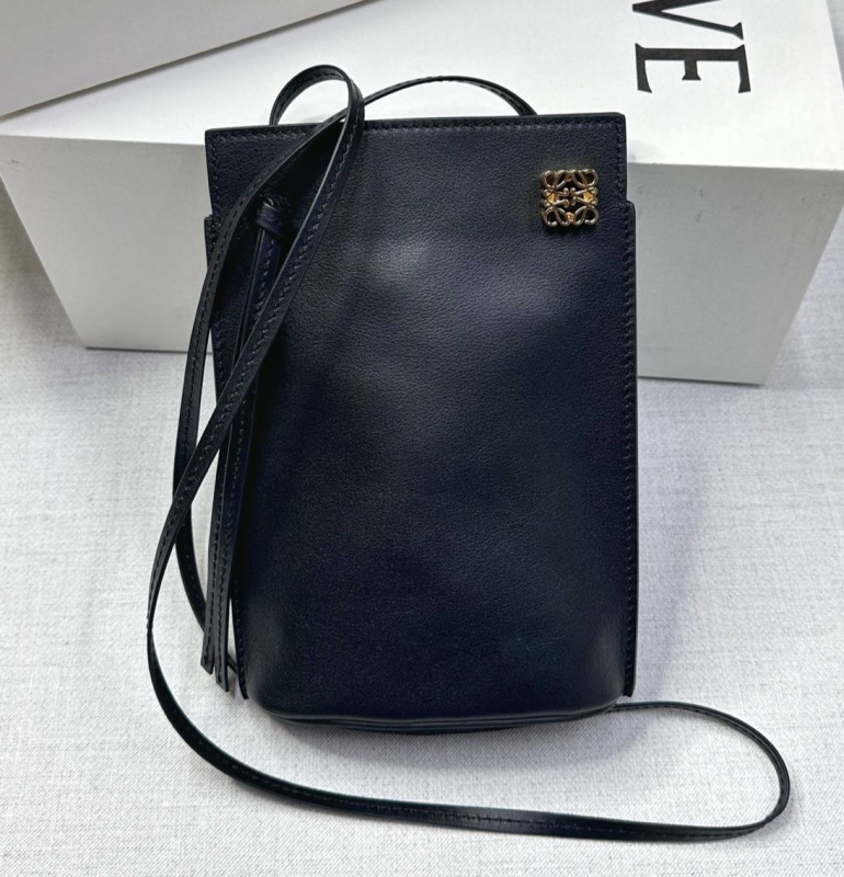 СУМКА ДЛЯ ТЕЛЕФОНА LOEWE фото