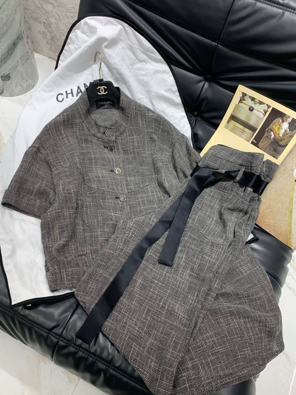 КОСТЮМ CHANEL детальное фото