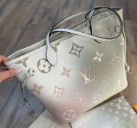 СУМКА LOUIS VUITTON фото