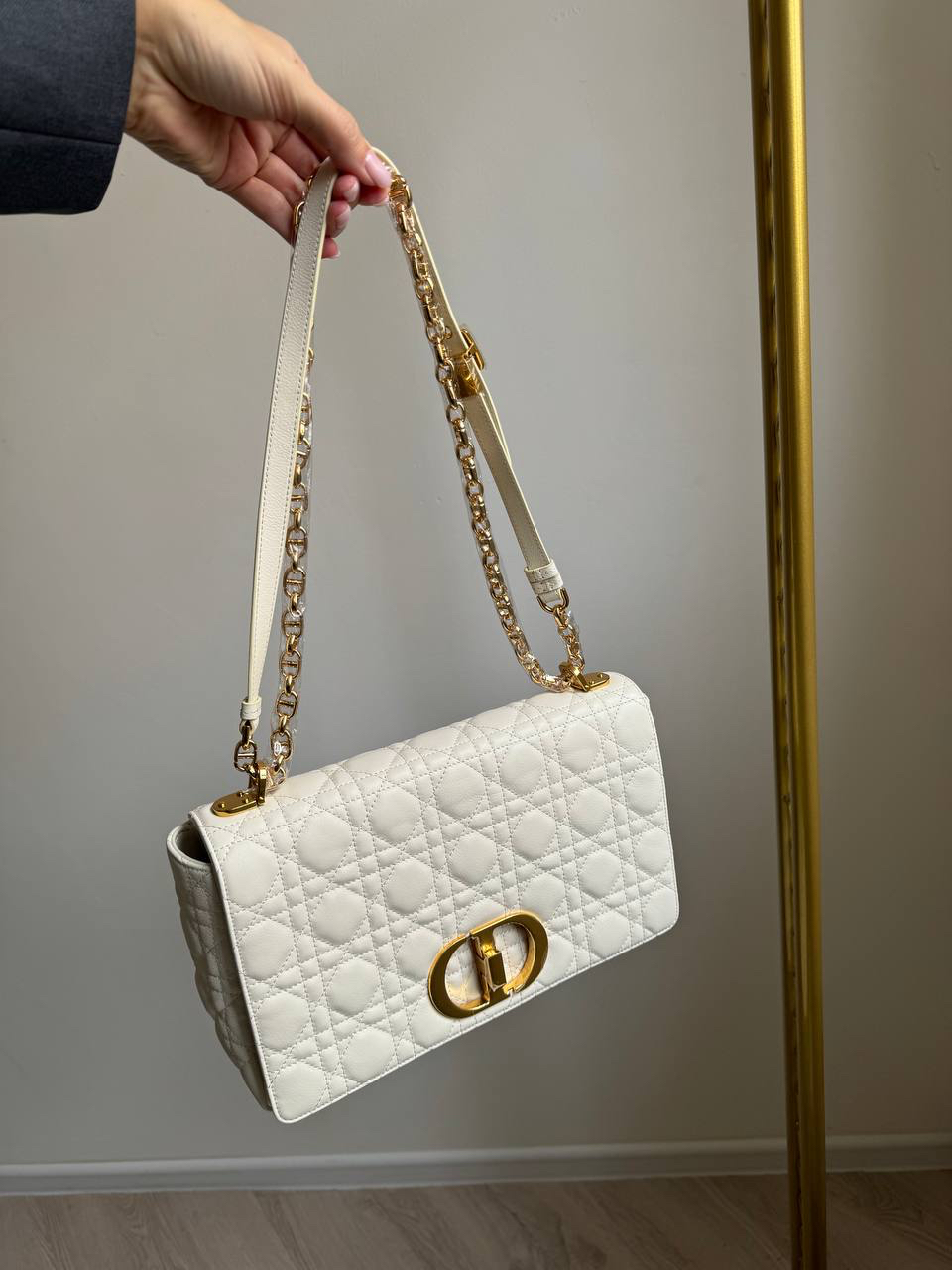 СУМКА CHRISTIAN DIOR детальное фото