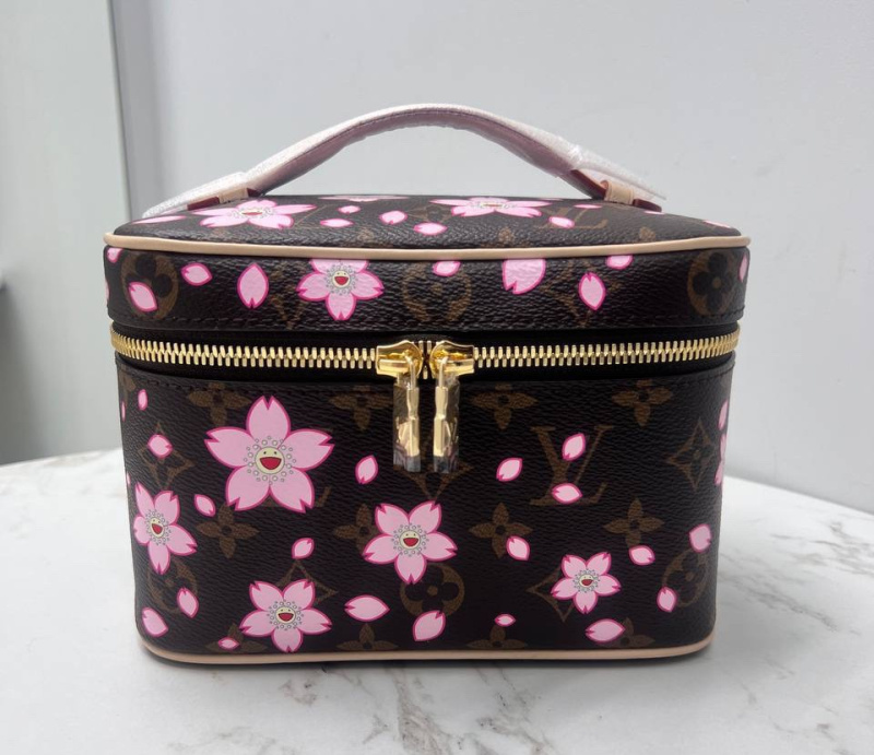 КОСМЕТИЧКА LOUIS VUITTON фото