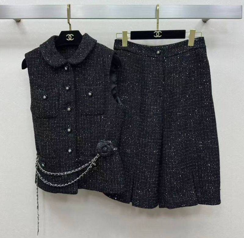 КОСТЮМ CHANEL фото