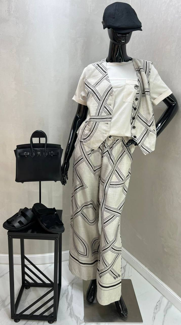 КОСТЮМ HERMES детальное фото