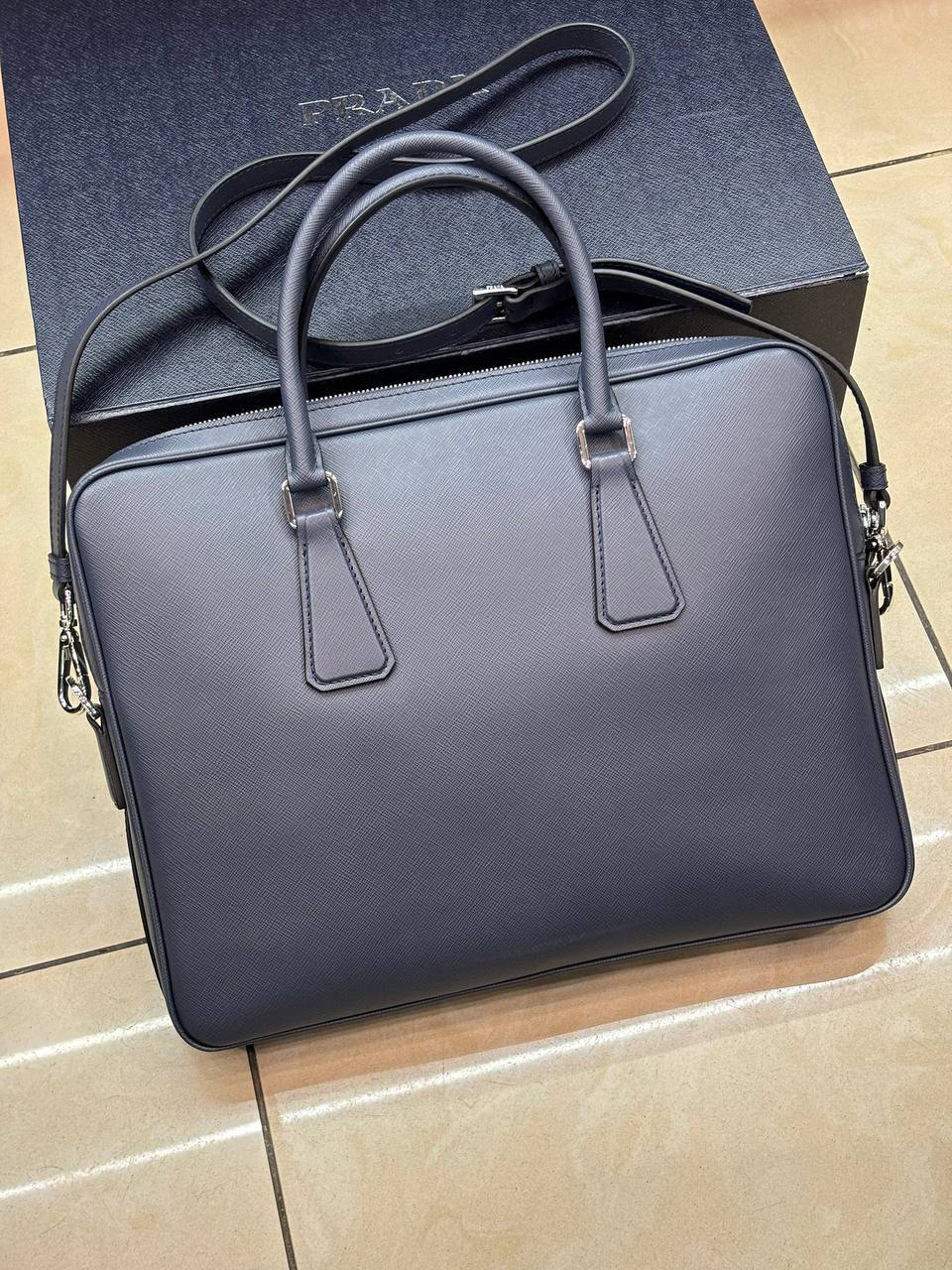 МУЖСКОЙ ПОРТФЕЛЬ PRADA детальное фото