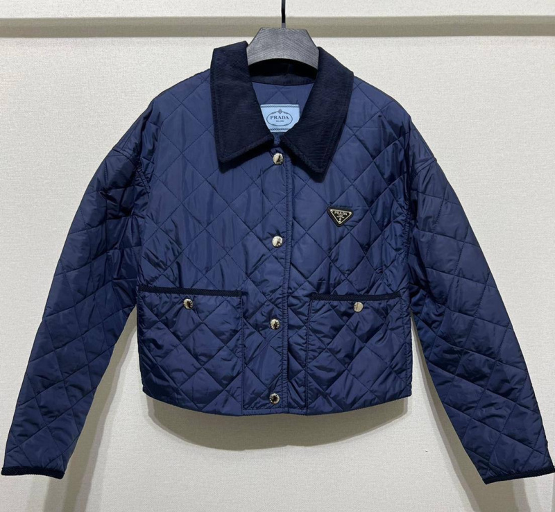 КУРТКА PRADA фото