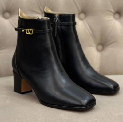 БОТИЛЬОНЫ VALENTINO фото