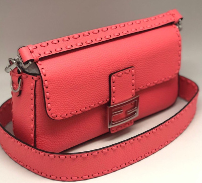 СУМКА FENDI BACUETTE фото