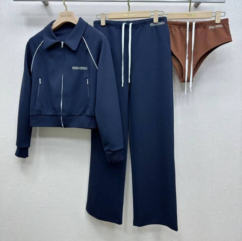 КОСТЮМ MIU MIU фото