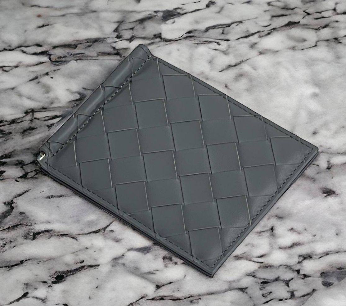 ЗАЖИМ ДЛЯ КУПЮР BOTTEGA VENETA детальное фото