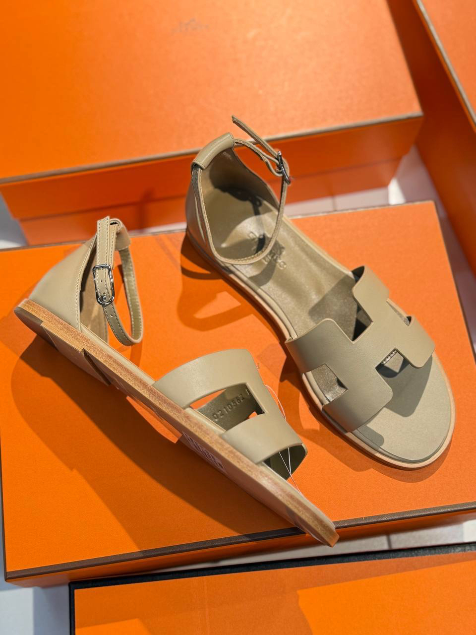 БОСОНОЖКИ HERMES детальное фото