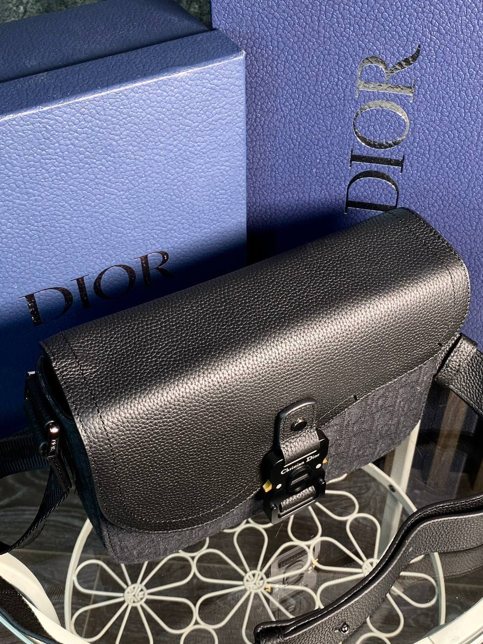 МУЖСКАЯ СУМКА МЕССЕНДЖЕР CHRISTIAN DIOR детальное фото
