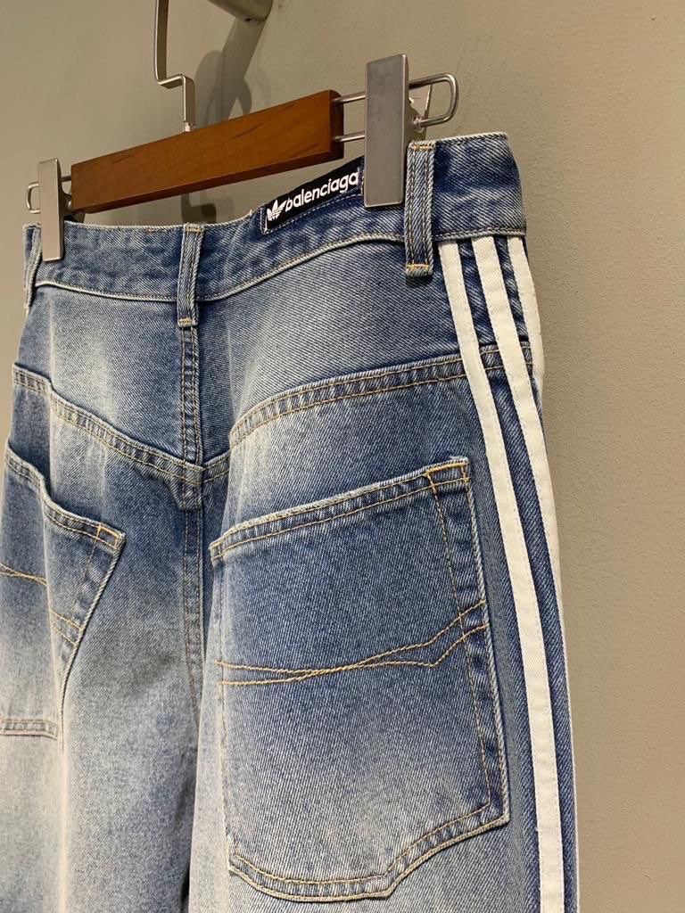 ДЖИНСЫ BALENCIAGA детальное фото