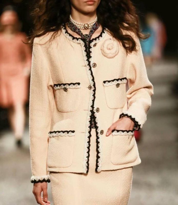 ПИДЖАК CHANEL фото