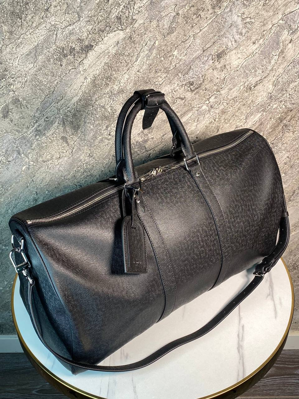 ДОРОЖНАЯ СУМКА LOUIS VUITTON детальное фото