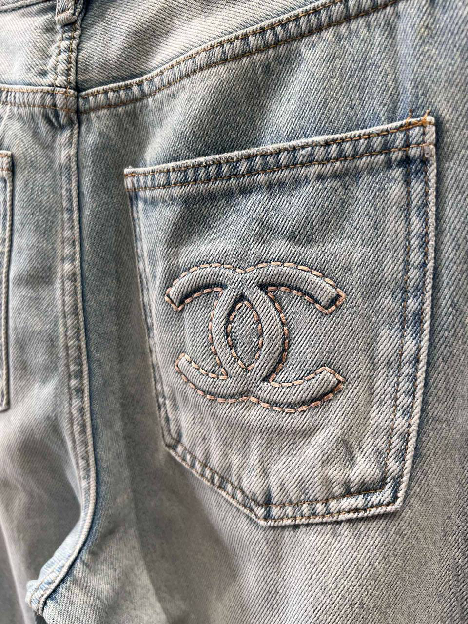 ДЖИНСЫ CHANEL детальное фото