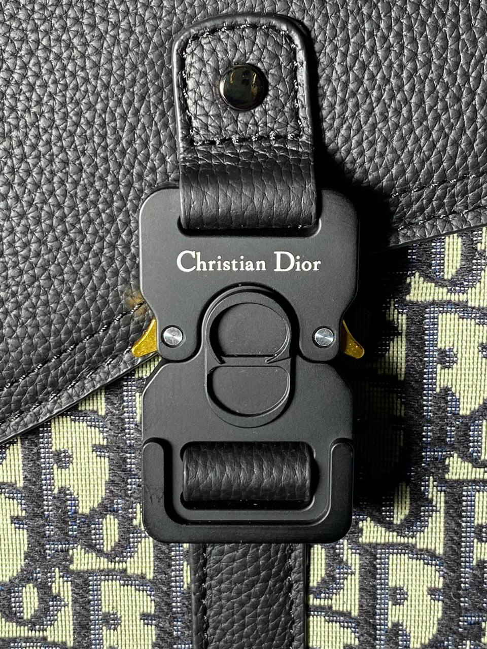 МУЖСКАЯ СУМКА МЕССЕНДЖЕР CHRISTIAN DIOR детальное фото