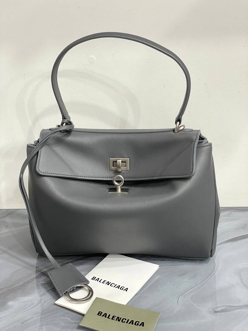 СУМКА BALENCIAGA детальное фото