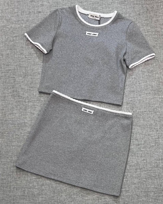 КОСТЮМ MIU MIU фото